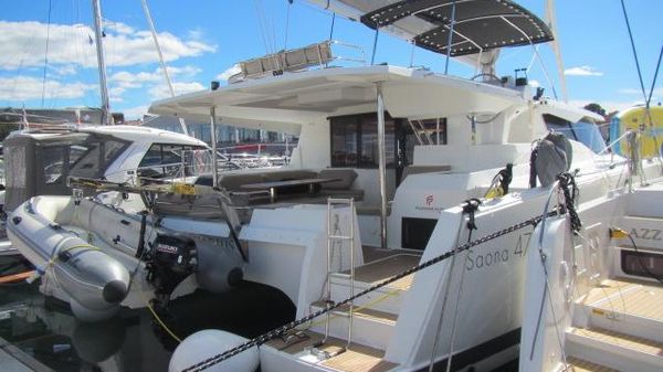 Fountaine Pajot Saona 