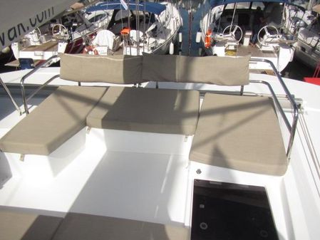 Fountaine Pajot Saona image