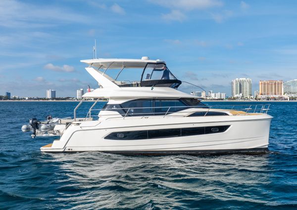 Aquila 44 Yacht image