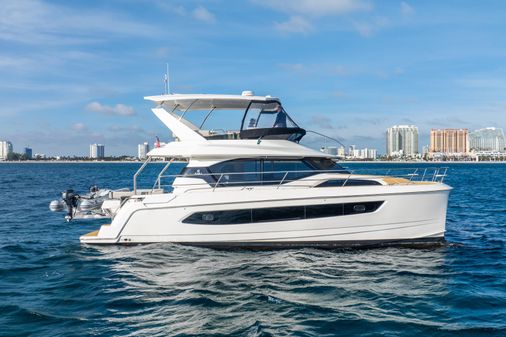 Aquila 44 Yacht image