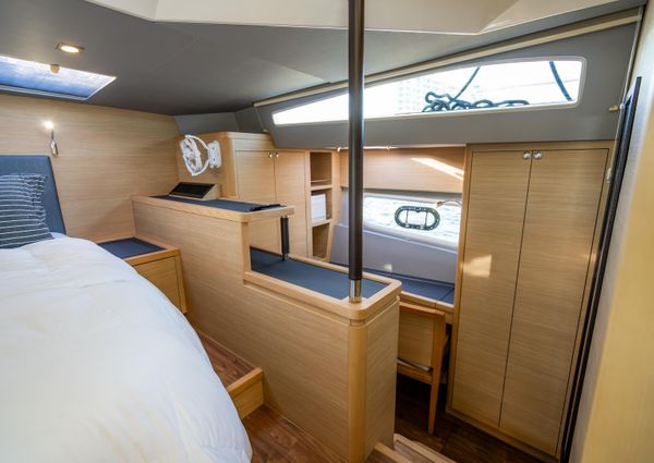 Aquila 44 Yacht image