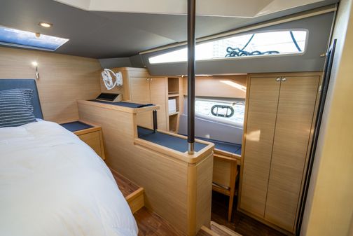 Aquila 44 Yacht image