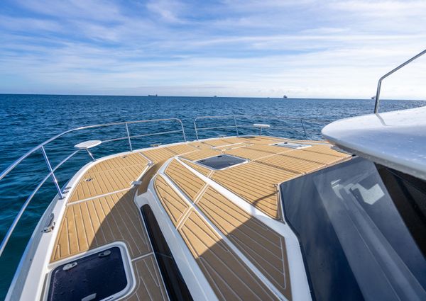 Aquila 44 Yacht image