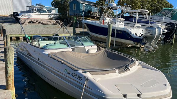 Hurricane SunDeck 237 OB 