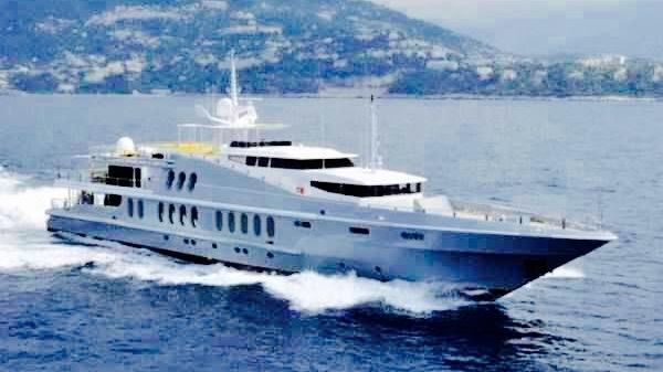 Oceanfast 180 Mega Yacht