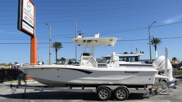 Ranger 2600 Bay 