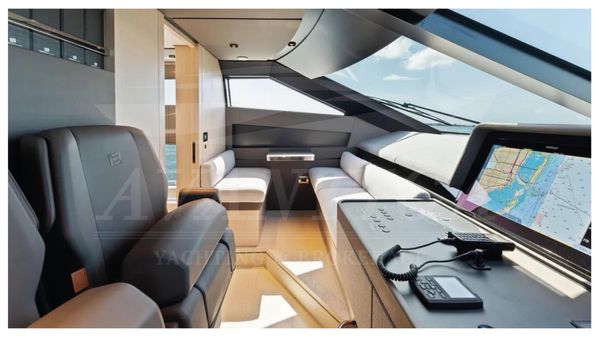 Ferretti Yachts 780 image