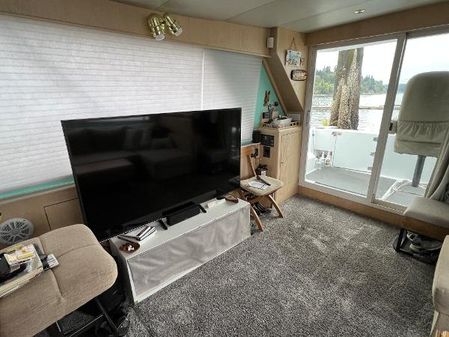 Holland 50-PILOTHOUSE image