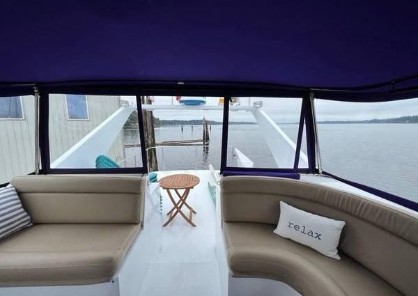 Holland 50-PILOTHOUSE image