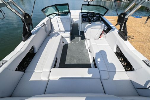 MasterCraft NXT22 image