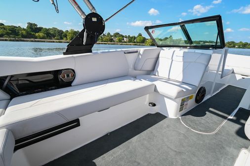 MasterCraft NXT22 image