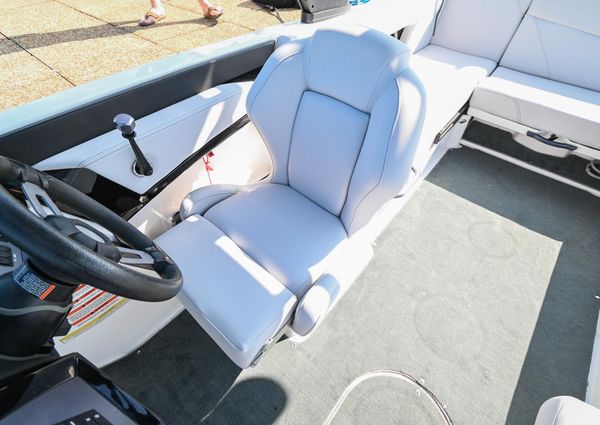 MasterCraft NXT22 image