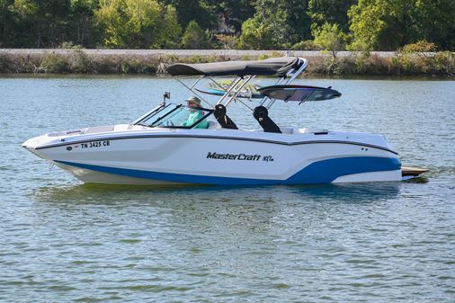 MasterCraft NXT22 image