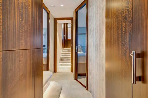Sunseeker 88 Yacht image
