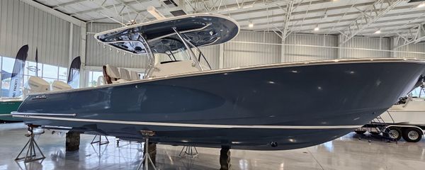 Valhalla Boatworks V-33 image