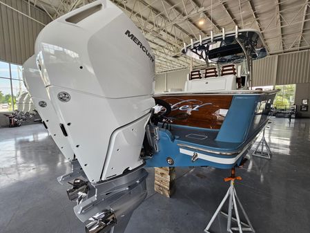 Valhalla Boatworks V-33 image