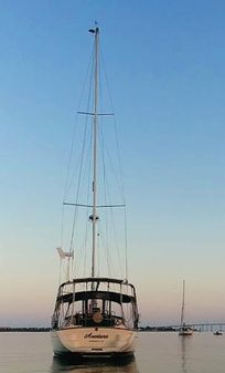 Island-packet 440 image
