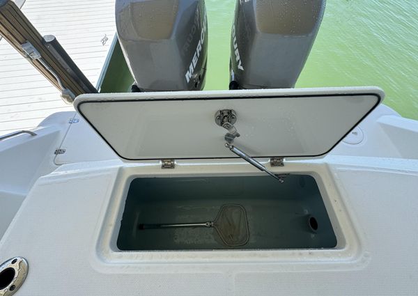 Boston Whaler 330 Outrage image