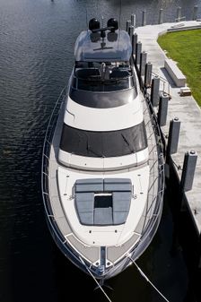 Marquis 660 Sport Yacht image