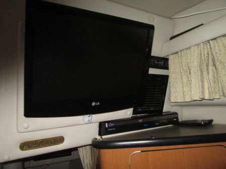 Regal Commodore 2760 image