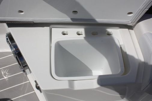 Formula 380 SSC w/Stern Drives image