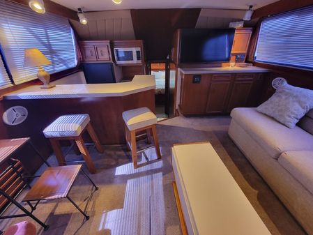 Egg Harbor 43 FLYBRIDGE image