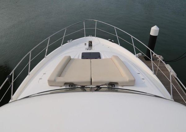 Sealine T52 image