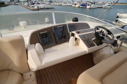 Sealine T52 image