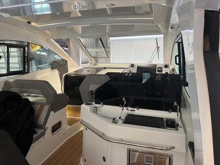 Beneteau Gran Turismo 32 image