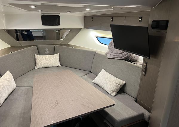 Beneteau Gran Turismo 32 image