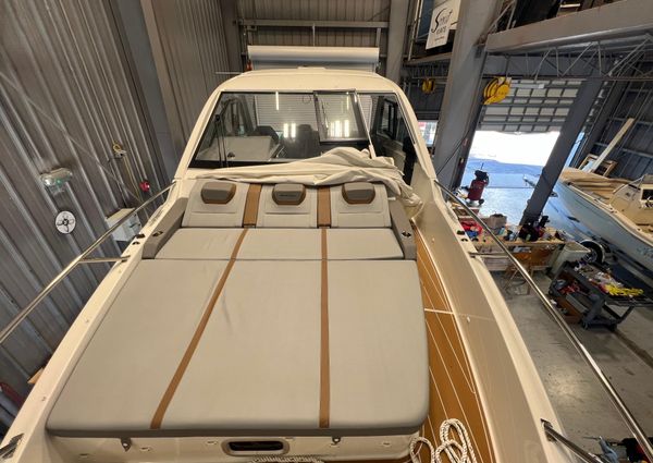 Beneteau Gran Turismo 32 image