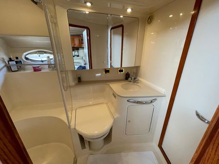 Sea Ray 460 Sundancer image