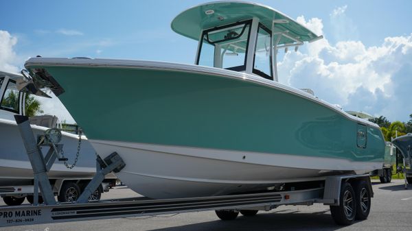 Sea Hunt Ultra 255 SE 