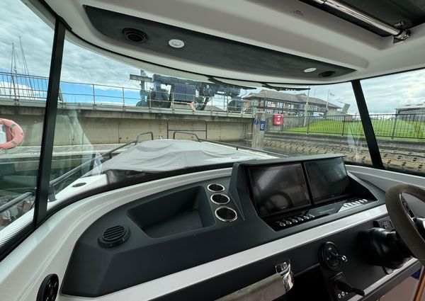 Axopar 28-CABIN-BRABUS-LINE image