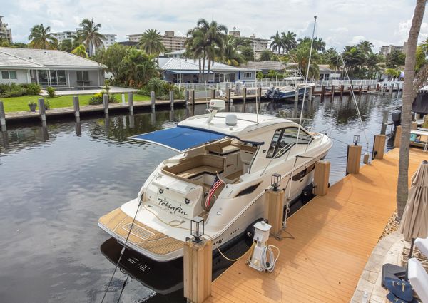 Sea Ray Sundancer 350 Coupe image