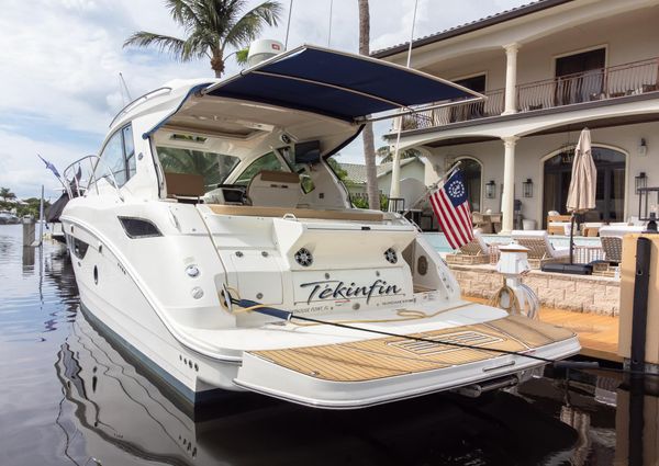 Sea Ray Sundancer 350 Coupe image