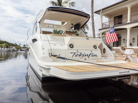 Sea Ray Sundancer 350 Coupe image