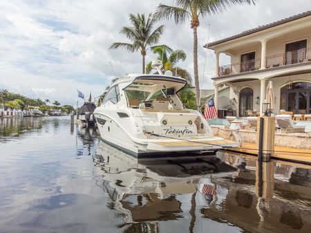 Sea Ray Sundancer 350 Coupe image