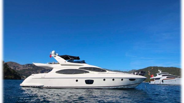 Azimut 68 FLY