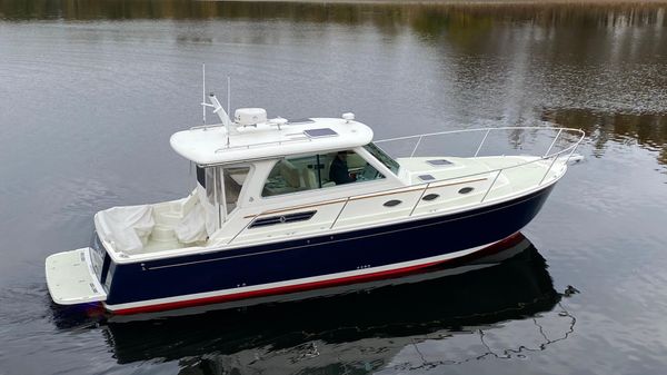 Back Cove 34