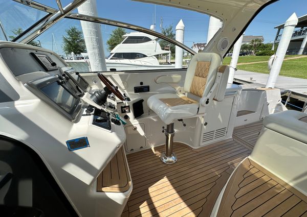 Chris-Craft Roamer 40 image