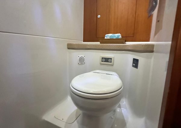 Chris-Craft Roamer 40 image