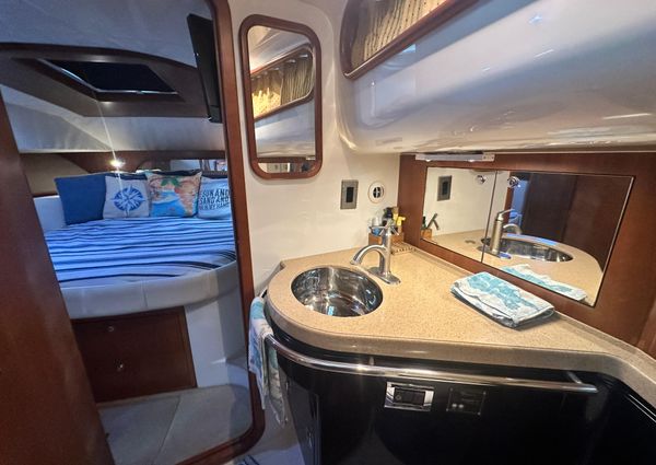 Chris-Craft Roamer 40 image