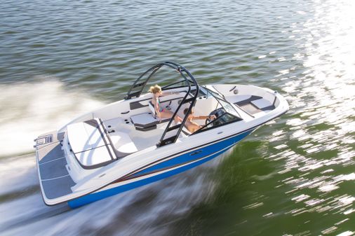 Sea Ray 21 SPX image