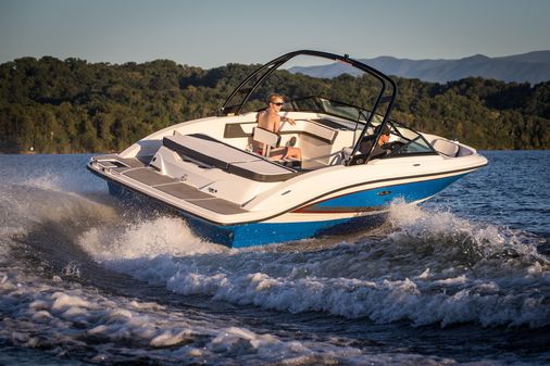 Sea Ray 21 SPX image