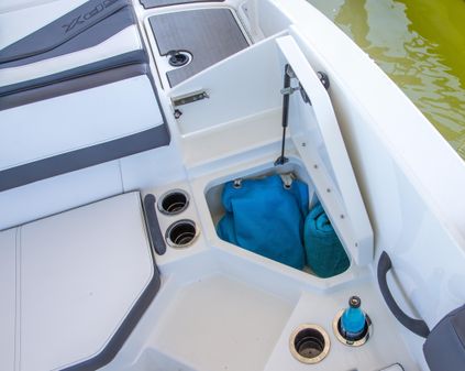 Sea Ray 21 SPX image