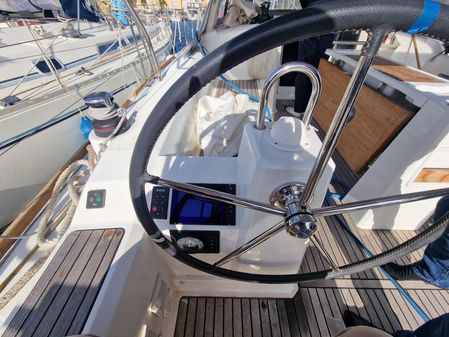 Beneteau Oceanis 38.1 image