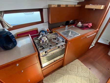 Beneteau Oceanis 38.1 image