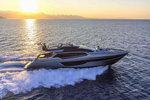 Riva 76' Perseo Super image