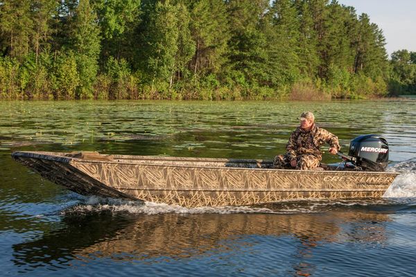 Crestliner 2070 Retriever Jon - main image